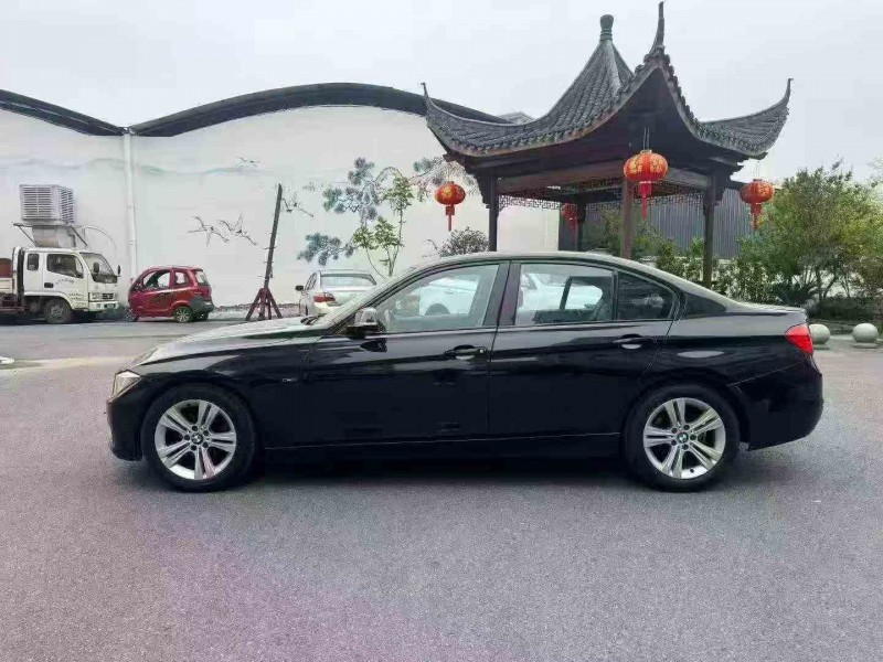 金华14年宝马3系7