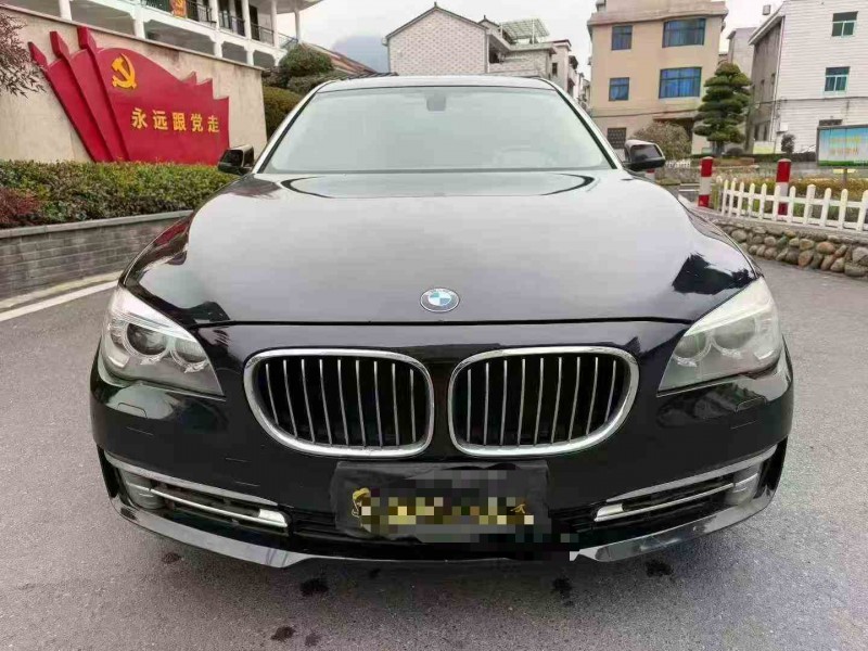 金华14年宝马7系1
