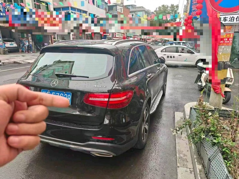 嘉兴19年奔驰GLC2