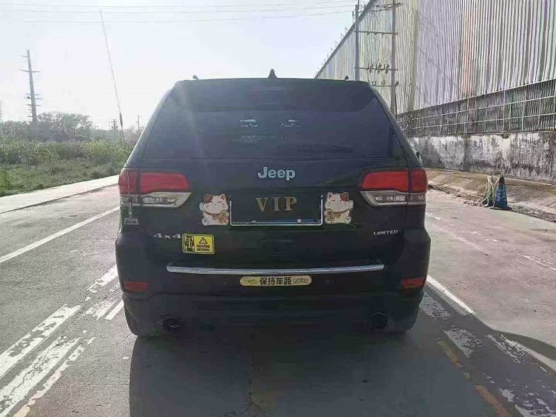 菏泽21年Jeep大切诺基9