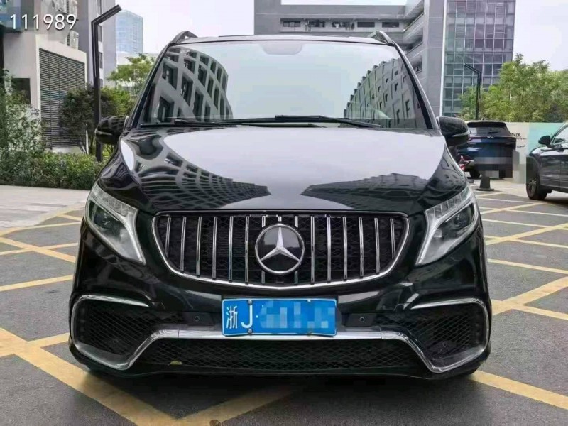 广州19年奔驰威霆1