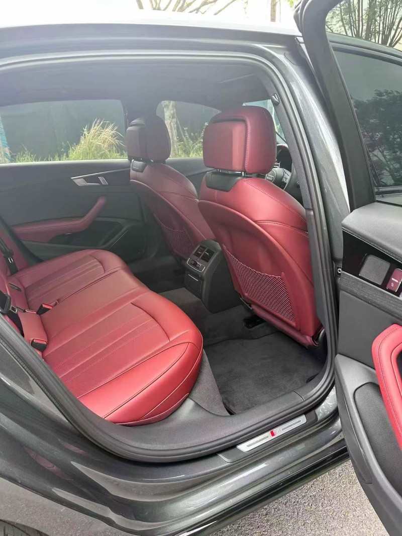 贵阳25年奥迪A4L7