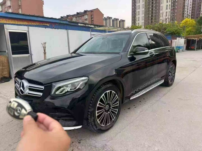 东营19年奔驰GLC2