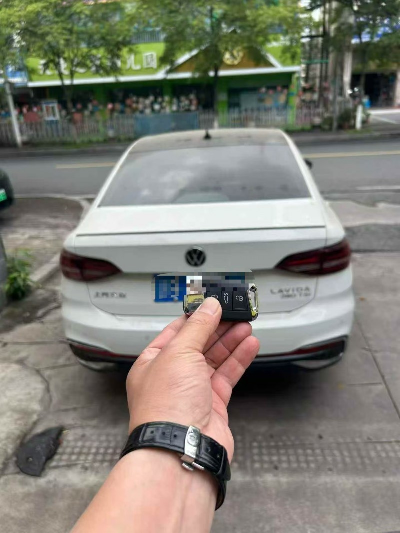 南昌23年大众朗逸8