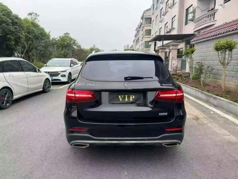 宁波17年奔驰GLC9