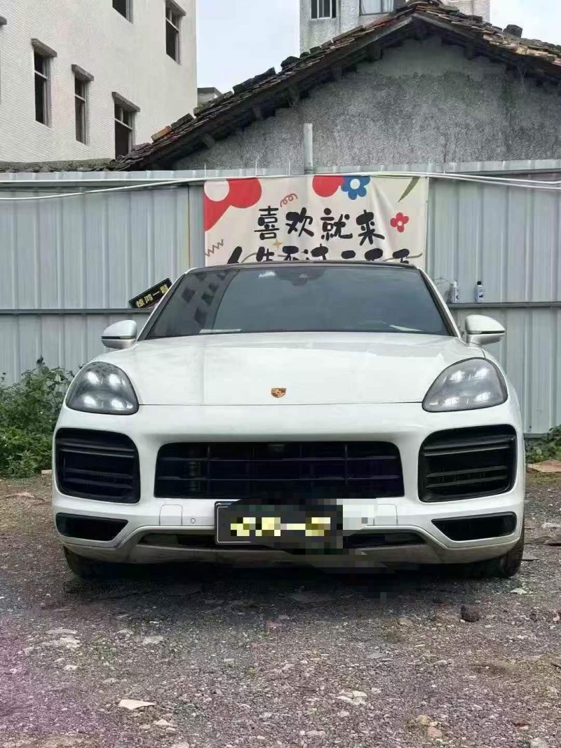 汕头23年保时捷卡宴1