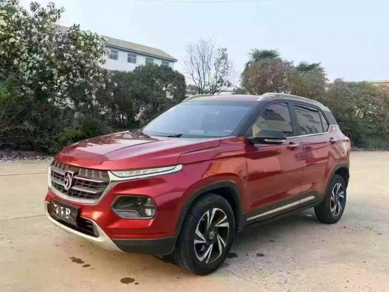 武汉18年宝骏5102