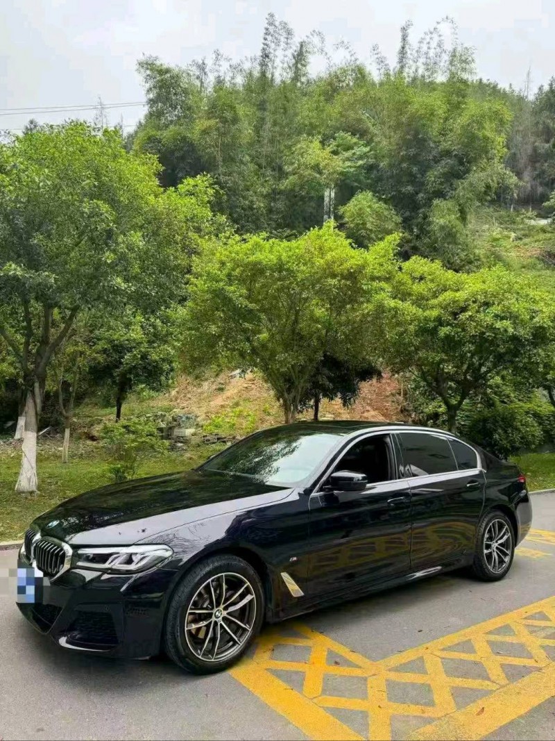 重庆23年宝马5系2