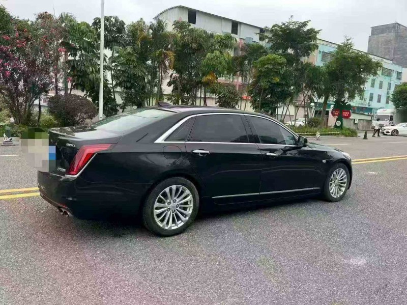 珠海18年凯迪拉克CT68