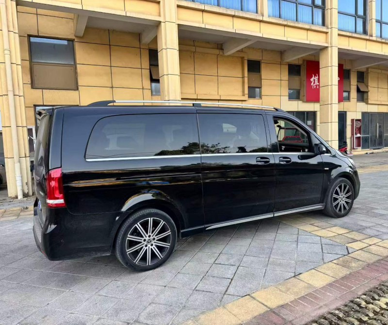 南昌22年奔驰V8