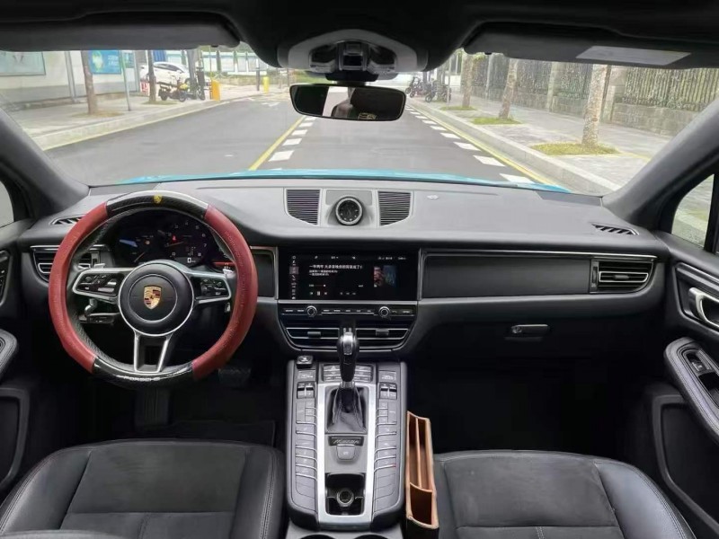 广州20年保时捷Macan5