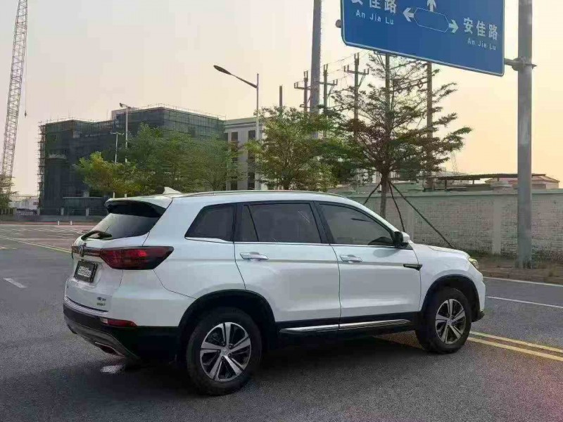 佛山20年长安汽车CS758