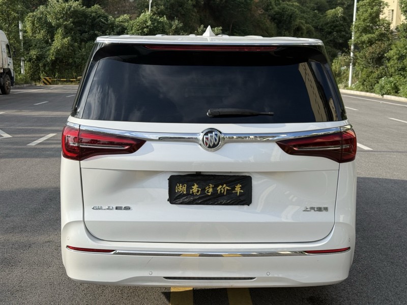 岳阳23年别克GL84