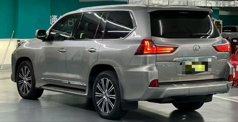济南22年雷克萨斯LX7