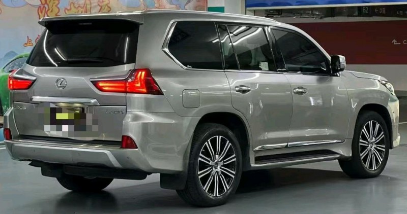 济南22年雷克萨斯LX8