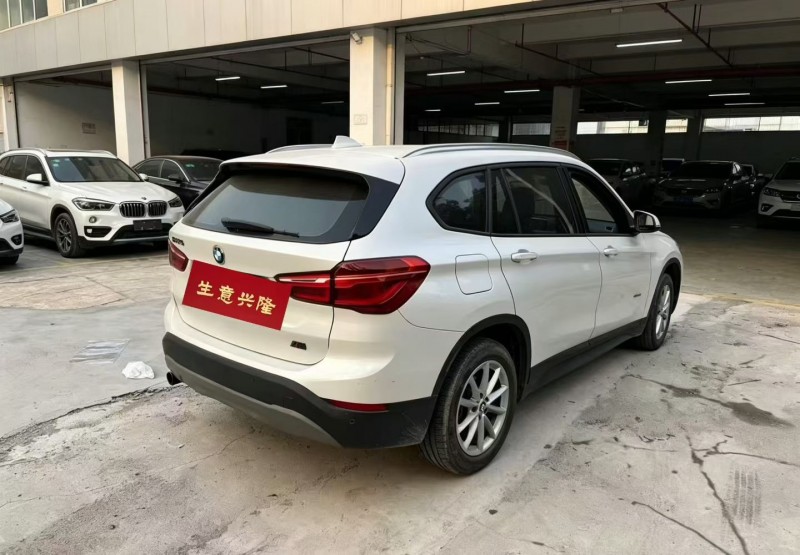 中山18年宝马X14