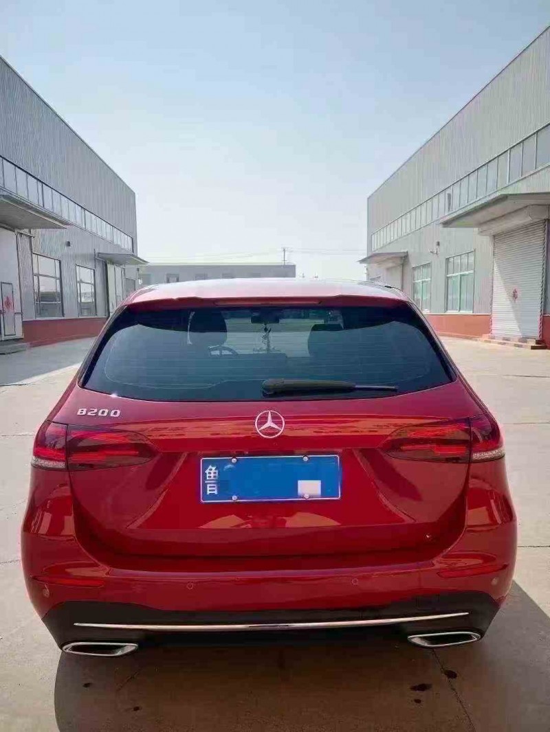 烟台22年奔驰B8