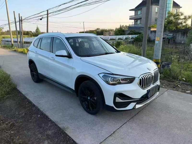 金华21年宝马X12