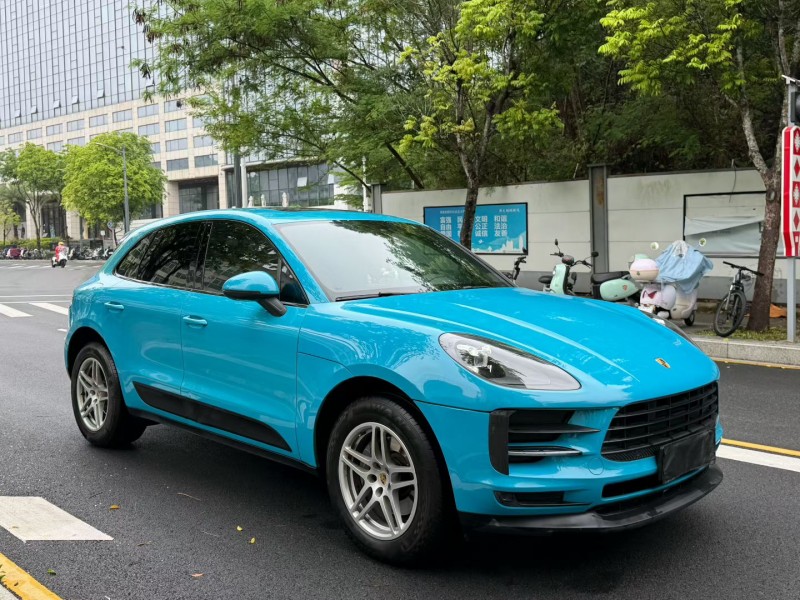 深圳20年保时捷Macan2