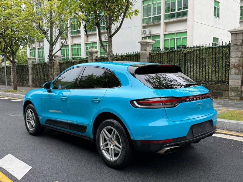 深圳20年保时捷Macan9