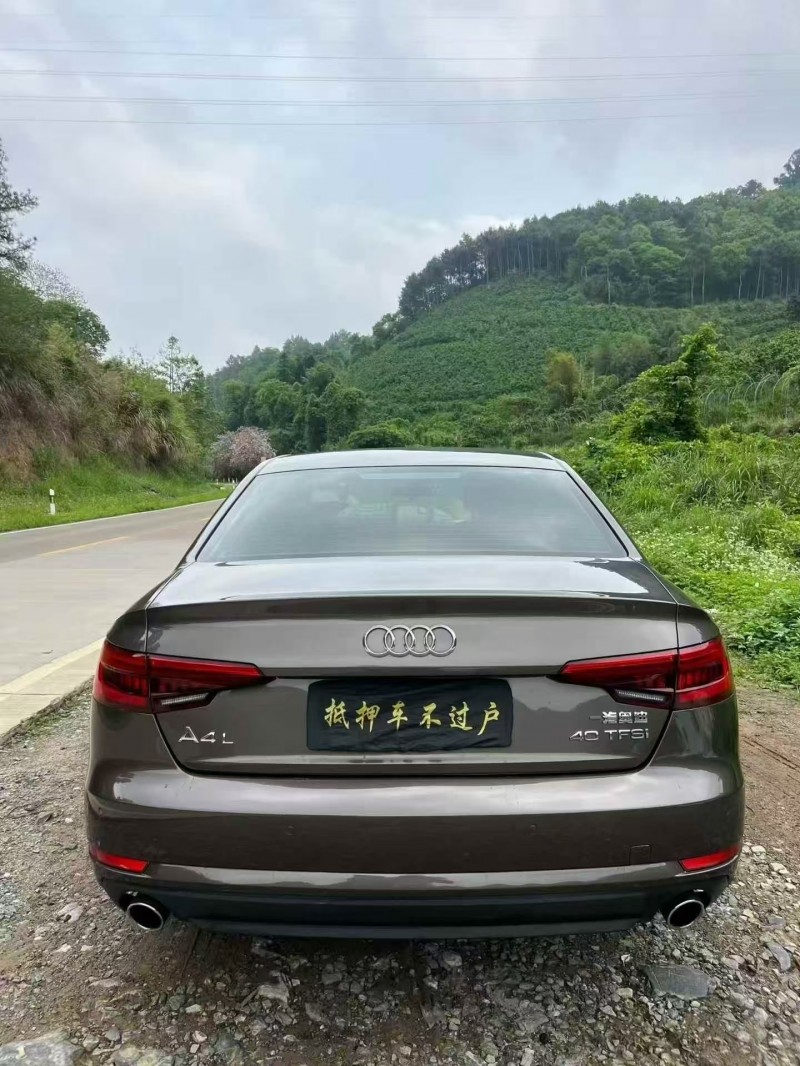 桂林17年奥迪A4L8