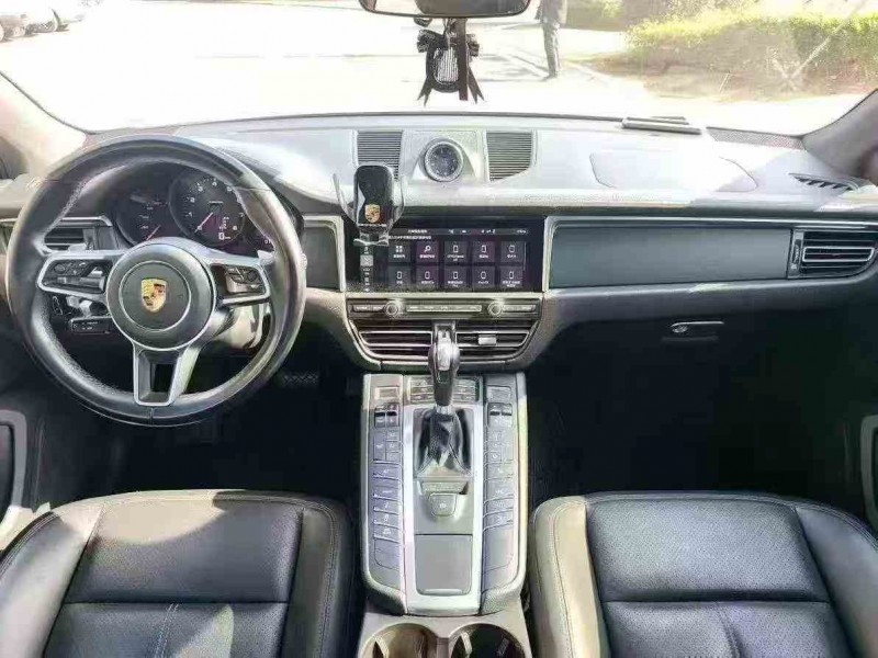 金华21年保时捷Macan3