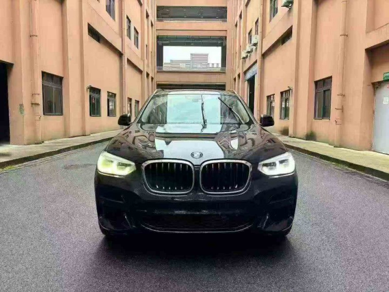 重庆20年宝马X31