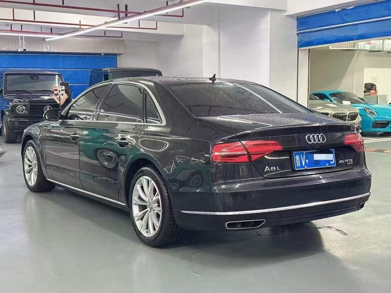 广州16年奥迪A8L5