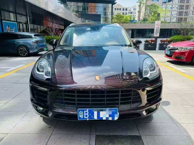 广州18年保时捷Macan1
