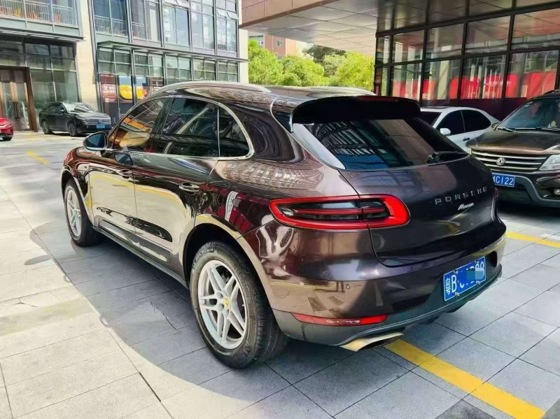 广州18年保时捷Macan8