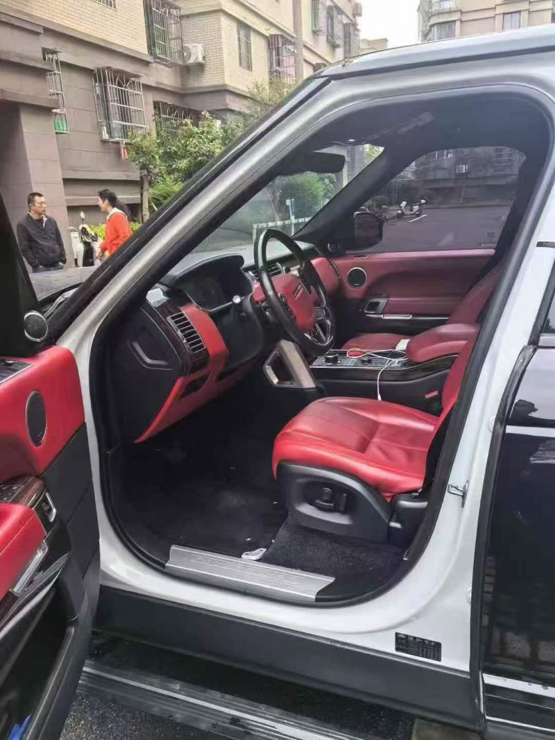 绍兴18年路虎揽胜行政3