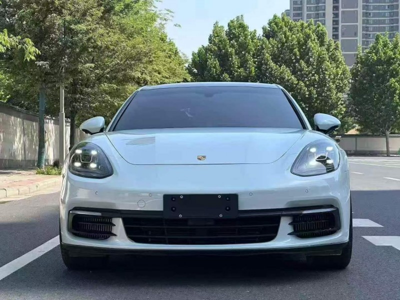 连云港20年保时捷帕拉梅拉1