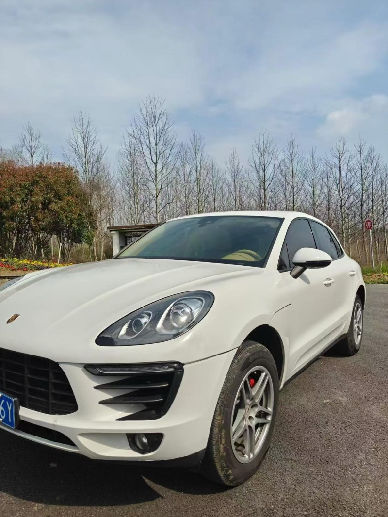 蚌埠16年保时捷Macan2