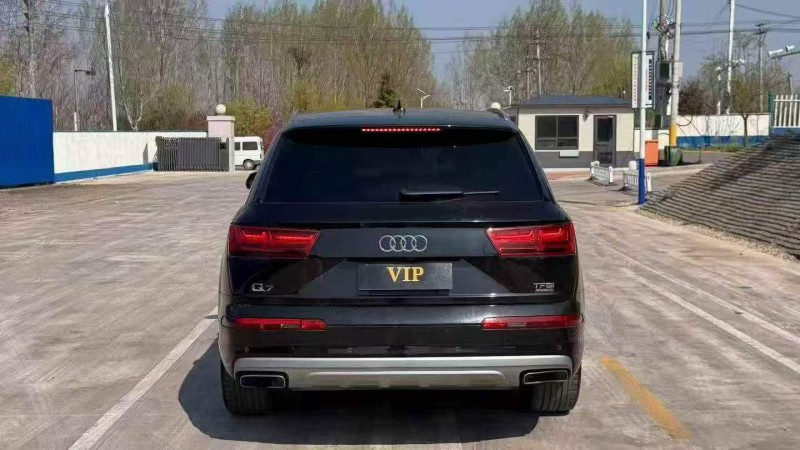 东营18年奥迪Q79