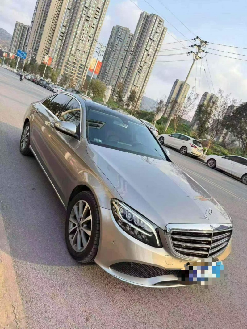 达州19年奔驰C2