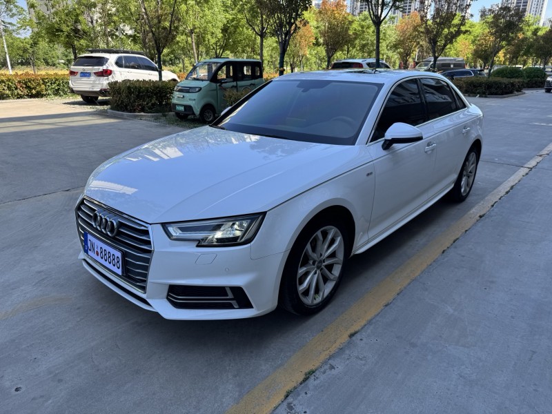济宁18年奥迪A4L2