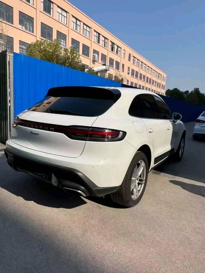 绍兴24年保时捷Macan5