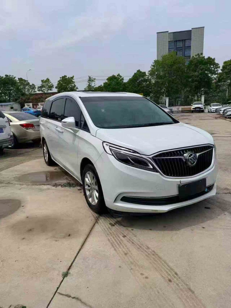 连云港19年别克GL83