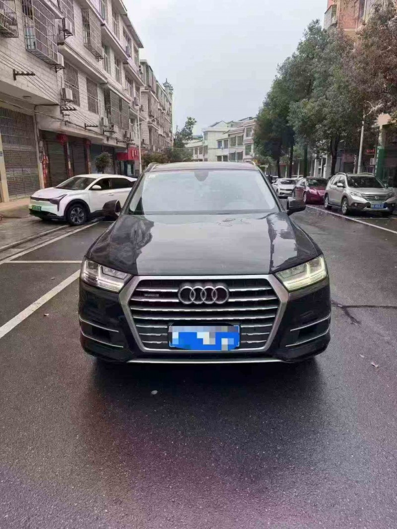 常德18年奥迪Q71