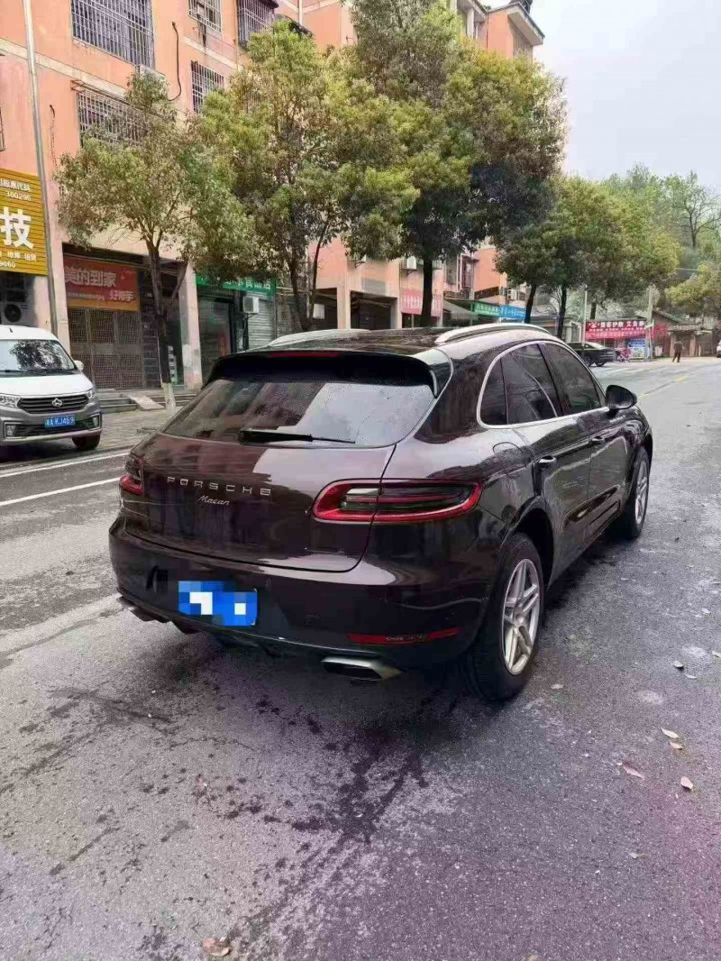 邵阳16年保时捷Macan7