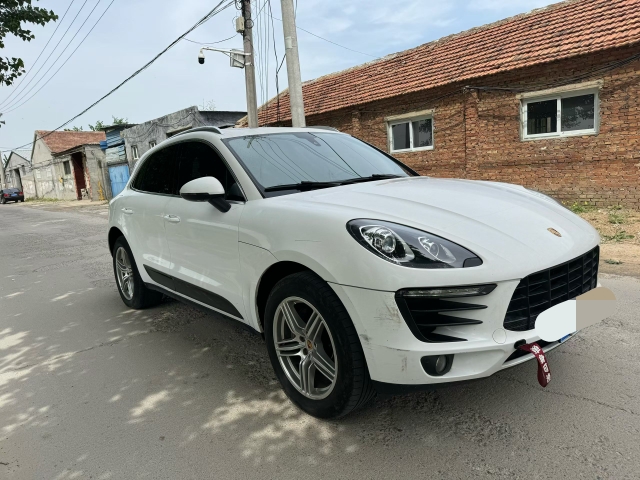 聊城15年保时捷Macan3