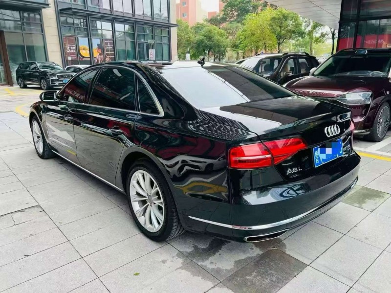 佛山16年奥迪A8L7