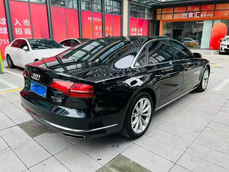 佛山16年奥迪A8L9
