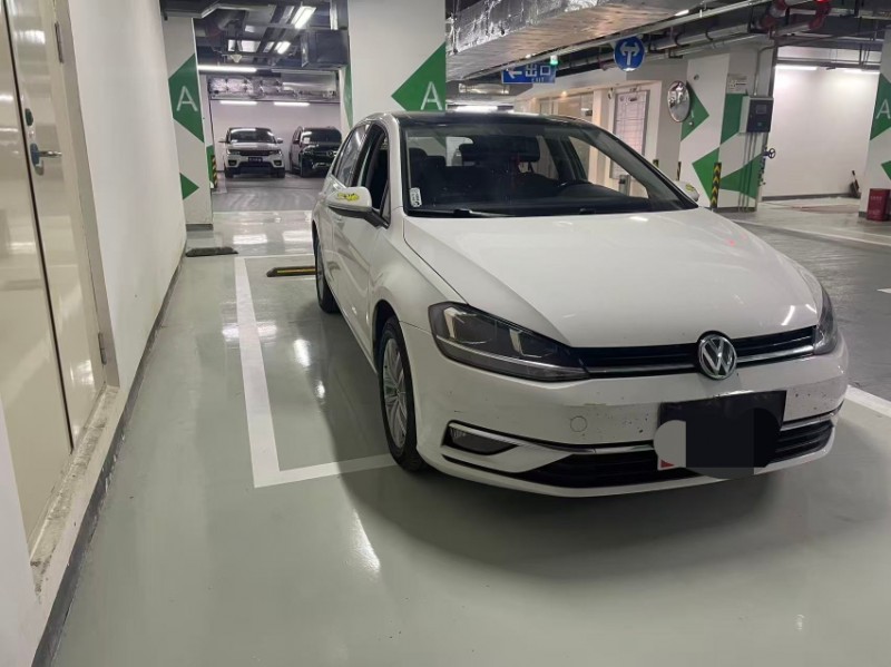 成都19年大众高尔夫3