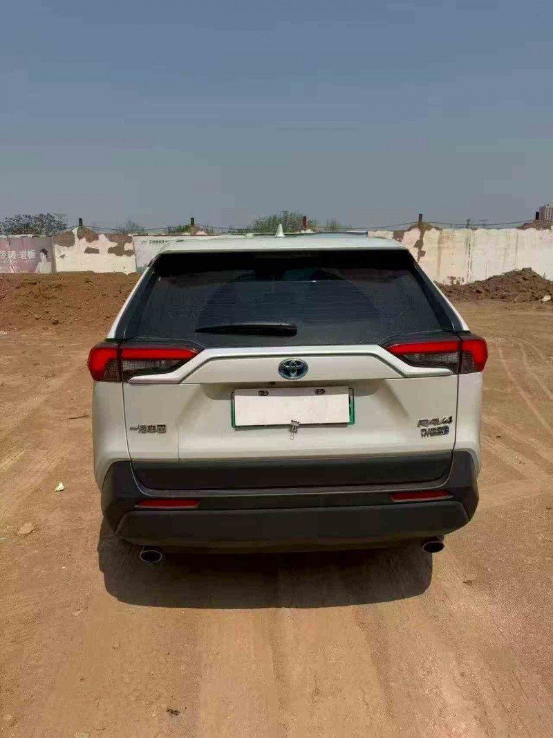 阳泉23年丰田RAV4荣放7