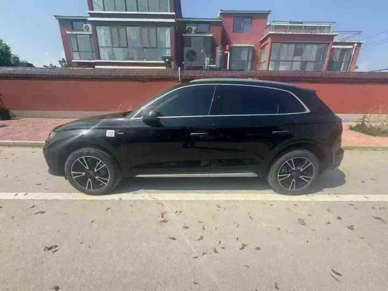 新乡23年奥迪Q59