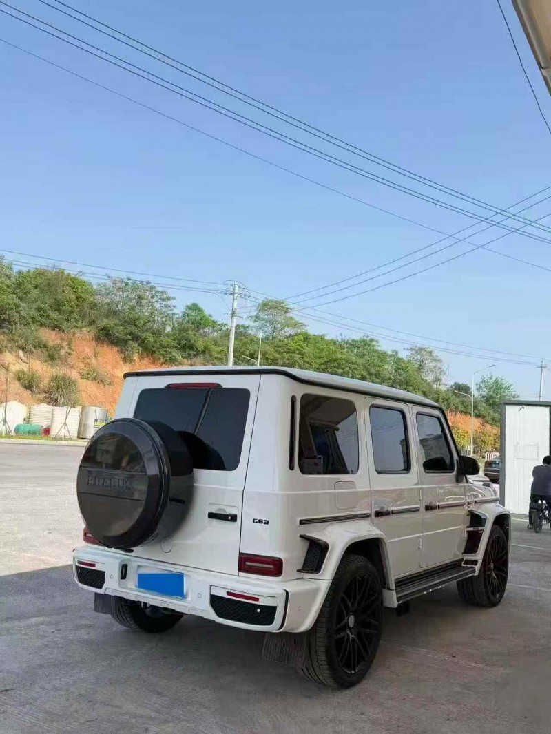 岳阳21年奔驰G9