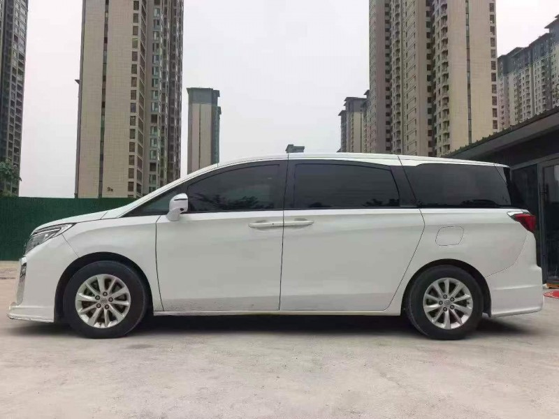 新乡19年别克GL83