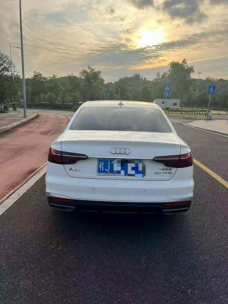 钦州20年奥迪A4L9