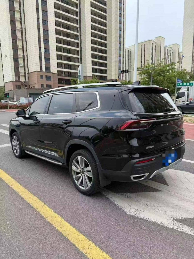 潍坊22年吉利豪越6